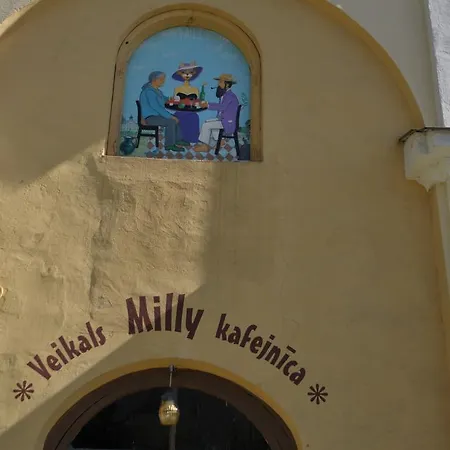 Hostel Krimuldas Muiza *
